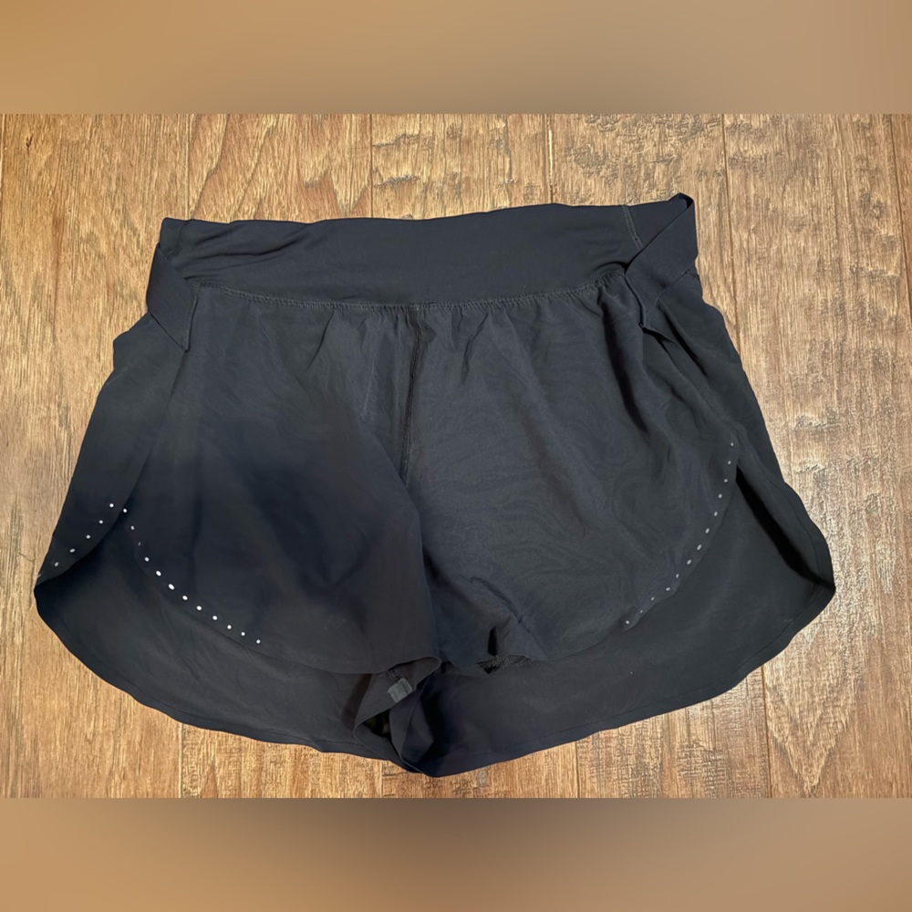 Lululemon Fast and Free High Rise Short 2” Airflow